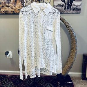Boutique Lace White Collared T-Shirt
